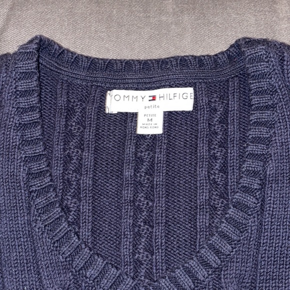 VINTAGE Tommy Hilfiger Sweater woman size Petite Medium. - Picture 3 of 6